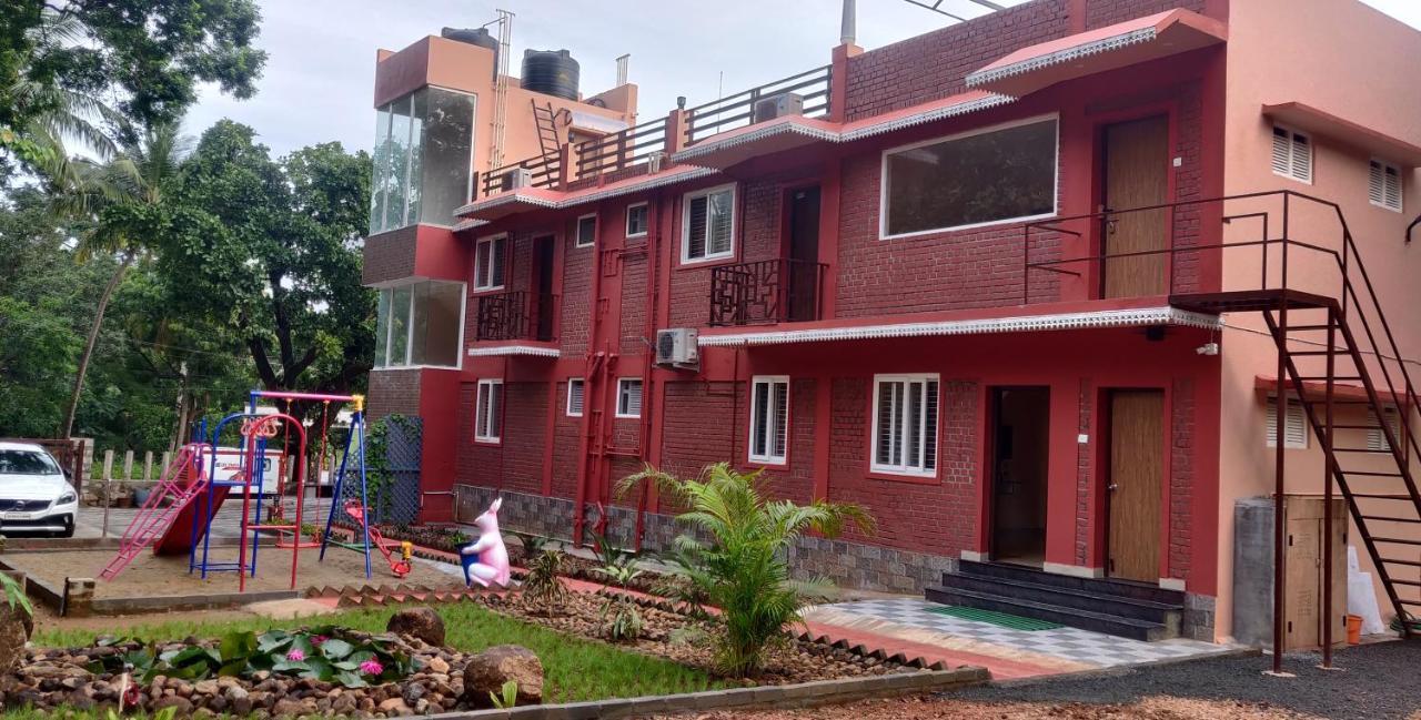 Laughing Waters Fine Stay Kuttalam  Exterior photo