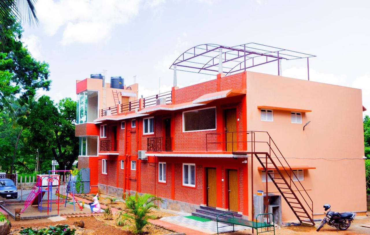 Laughing Waters Fine Stay Kuttalam  Exterior photo
