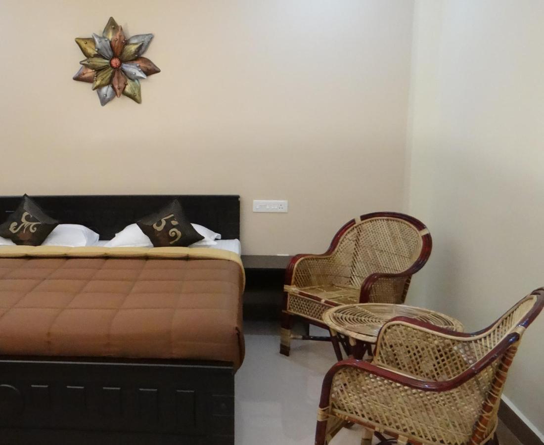 Laughing Waters Fine Stay Kuttalam  Exterior photo