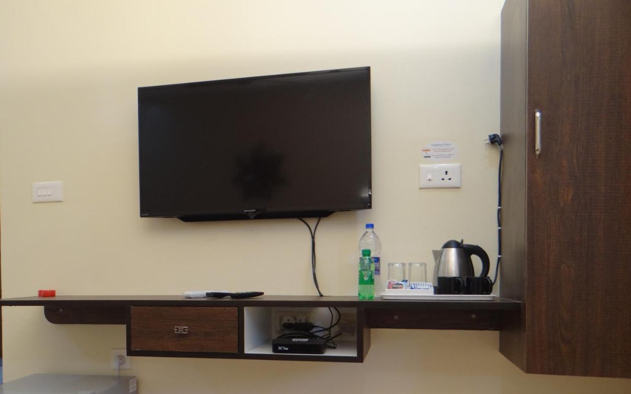 Laughing Waters Fine Stay Kuttalam  Exterior photo
